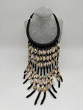 collier pendentif en cauri